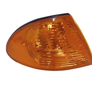 RIGHT SIDE – CORNER LAMP/INDICATOR – AMBER/ORANGE – BMW E46 1999-2000