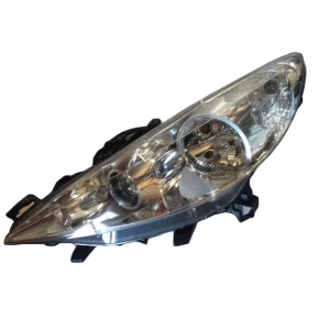 PEUGEOT 207 HEADLIGHT WITH SPOT LIGHT INSIDE LEFT   2006-2011